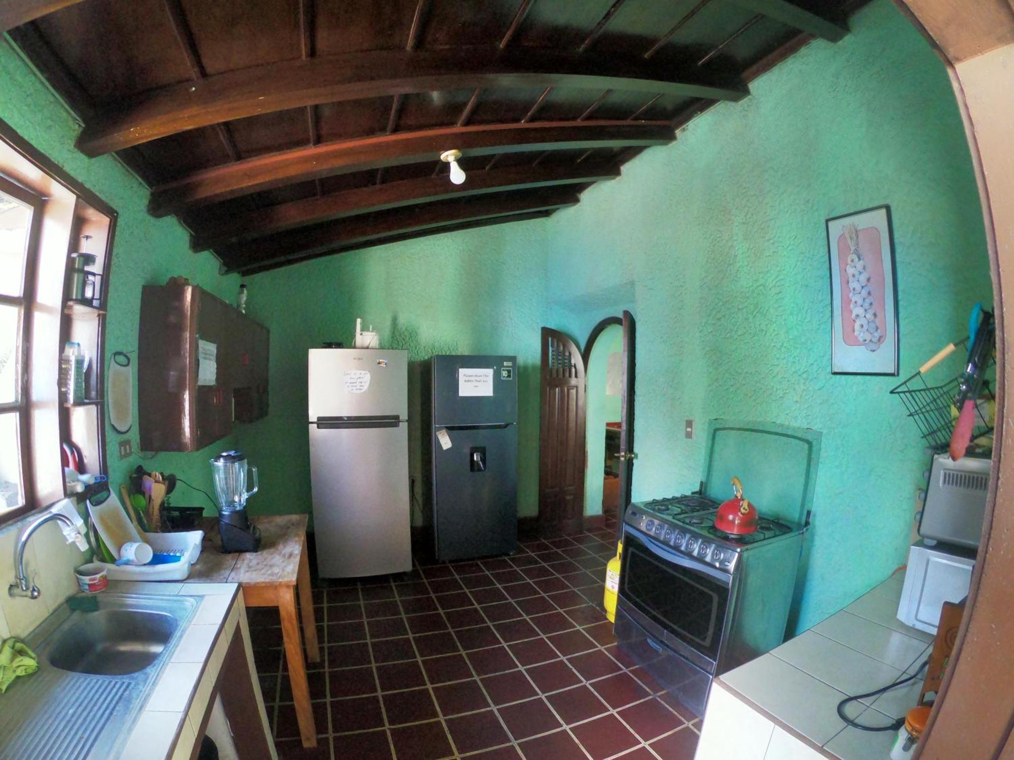Ricks Hostel Santa Ana Buitenkant foto